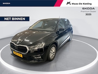Skoda Fabia 1.0 TSI 115pk DSG Selection · Apple/Android Car Play · P-Sensoren · Airco · Getint Glas · 15'' Inch · Garantie t/m 21-10-2028 of 100.000km