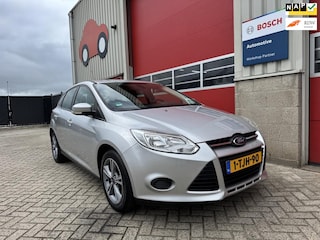 Ford Focus 1.0 EcoBoost Edition, Airconditioning, Cruise control, Bluetooth, LM velgen, PDC, Boekjes aanwezig