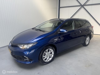 Toyota Auris Touring Sports 1.8 Hybrid Dynamic Go