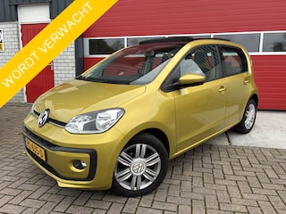 Volkswagen Up 1.0 BMT high up! 1STE EIG / PANORAMADAK / STOELVERW / PDC / DAB+ / CLIMA / ELEK RAMEN / NL-AUTO