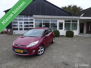 Ford Fiesta ( MOOIE TITANIUM ST MET 1.6 MOTOR)