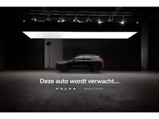 Volvo XC40 2.0 T5 AWD R-Design Intro Ed. | 360 Camera | H&K Audio |