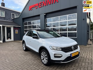 Volkswagen T-Roc 1.0 TSI Style / Cruise / DAB / Stoelverw. / Navi.
