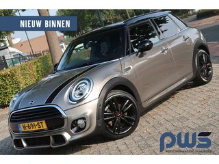 Mini Cooper 1.5 Chili John Cooper Works / Automaat / Navi / PDC / Camera / Carplay