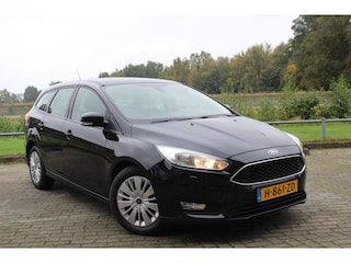 Ford Focus Wagon 1.5 TDCI AUTOMAAT Business Clima Cruise Trekhaak APK 26/08/2026