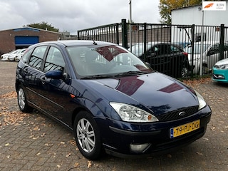 Ford Focus 1.6-16V Futura Zeer netjes leerbekeleding airco elektrische ramen cv op afs