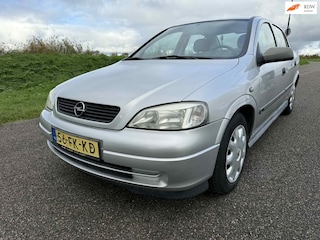 Opel Astra 1.6-16V Club Automaat !