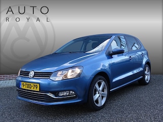 Volkswagen Polo 1.2 TSI Highline AUTOMAAT| NAVIGATIE| MULTIMEDIA| APPLE CAR PLAY| AIRCO/ECC| CRUISECONTROL| PARKEERSENSOREN| TREKHAAK