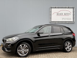BMW X1 sDrive20i High Executive Automaat Navigatie/Trekhaak.