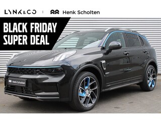 Lynk & Co 01 1.5 Nieuwe Auto! | Panoramadak | 20-Inch Velgen | 78 km Elektrisch | Sfeerverlichting | Keyless Entry en Start | Navigatie | 360 Graden Camera