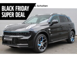 Lynk & Co 01 1.5 Nieuwe Auto! | Panoramadak | 20-Inch Velgen | 78 km Elektrisch | Sfeerverlichting | Keyless Entry en Start | Navigatie | 360 Graden Camera