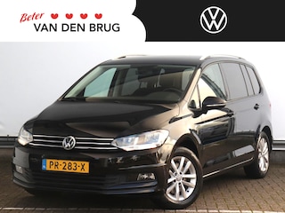 Volkswagen Touran 1.4 TSI Comfortline Business | Trekhaak | Camera | Carplay & Android Auto | Stoelverwarming | Navigatie | Adaptive Cruise |