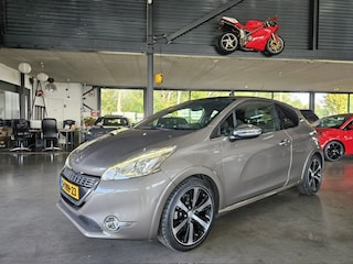 Peugeot 208 1.6 THP 155PK 3D XY Panodak/Leder