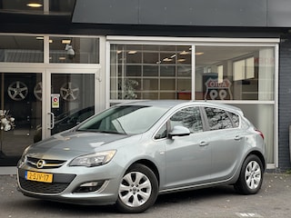 Opel Astra 1.4 Turbo Business + CRUISE/ AIRCO / TREKHAAK / NAVI