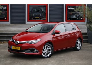 Toyota Auris 1.2T Dynamic | trekhaak| LM velgen | Bluetooth | achteruitrijcamera