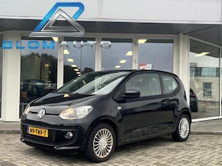 Volkswagen Up 1.0 high up! 75PK AIRCO+NAVI+LMV INRUILKOOPJE