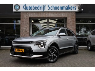 Kia Niro 1.6 GDi Hybrid DynamicPlusLine TREKHAAK-AFN LEER HUD PANO CARPLAY STOEL/STUURVERW. CAMERA ELEC-KLEP ADAPTIVE-CRUISE DAB 2XPDC LMV NAP DEALERONDERHOUDEN!!