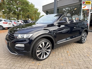 Volkswagen T-Roc 1.5 TSI Style, Automaat, leer. navi, virtueel, stoel/stuur verw, standkachel, windscherm,