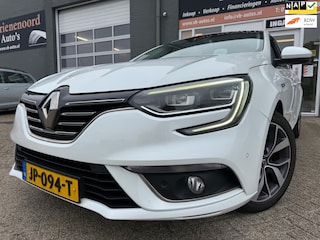 Renault Mégane 1.2 TCe Bose van 2de Eigenaar met parkeersensoren / camera en navigatie en bluetooth telefoon