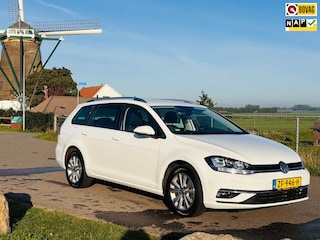 Volkswagen Golf Variant 1.0 TSI Comfortline Business|Apple carplay|Trekhaak|ACC|Camera