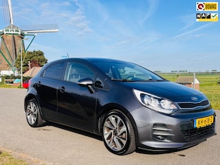 Kia Rio 1.2 CVVT ExecutiveLine|Stoel & Stuurverwarming|Navigatie|PDC