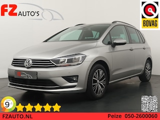 Volkswagen Golf Sportsvan 1.2 TSI Business Edition - Navigatie - Stoelverwarming - Climate Control - Trekhaak