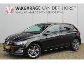 Volkswagen Polo 1.0-95pk TSI Comfortline. Zeer nette, sportieve en keurig onderhouden VW Polo. Trekhaak met afneemb. kogel, pdc v/a, volautm., camera, airco, cruise, navi, lmv etc.