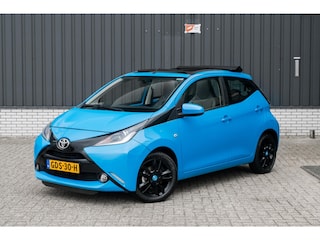 Toyota Aygo 1.0 VVT-i x-cite*5-Deurs*Cabrio*ClimateControl*
