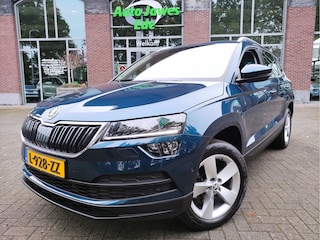 Skoda Karoq 1.5 TSI DSG ACT Business Edition Plus Wegklapbare trekhaak - Stoel+Stuur+Voorruitverwarming - Dodehoek detectie - Elektrische achterklep - NL auto