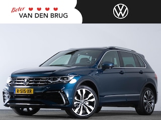 Volkswagen Tiguan R-Line 1.4 TSI 245 PK eHybrid | LED Matrix IQ | Panoramadak | Trekhaak | DCC | Achteruitrijcamera |