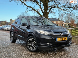 Honda HR-V 1.5 i-VTEC Executive | Pano/schuifdak + Xenon/LED + Leder nu €12.750,-!!