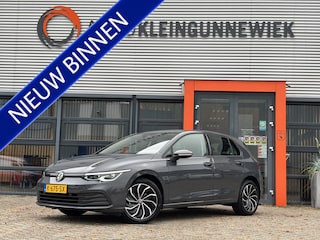 Volkswagen Golf 1.0 eTSI Life Business / Egonomische stoelen met massage functie / Draadloos Applecarplay/AndroidAuto / Navi / Camera /