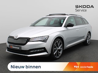 Skoda Superb Combi 1.4 TSI iV Sportline Business 218PK DSG Pano-Schuifdak, Elektrische Memorystoel, Stoelverwarming, Achteruitrijcamera, Virtual Pedal, Keyless, 19" LM Velgen, Adaptieve Cruise Control