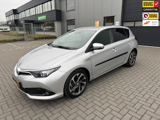 Toyota Auris 1.8 Hybrid Lease Pro