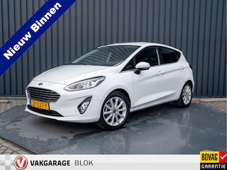 Ford Fiesta 1.0 EcoB. Aut. Titanium | Trekhaak | Stoel & Stuur verw. | Camera | Navi | PDC V&A | Prijs Rijklaar!!