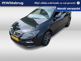 Seat Leon ST 1.4 EcoTSI FR Business Intense / Digitaal dashboard / Navigatie / App connect / Parkeersensoren V+A / Lichtmetaal 18 inch /
