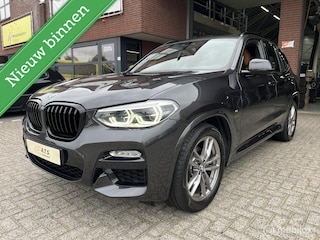 BMW X3 xDrive20i High Executive M-PAKKET*PANO-DAK*HUD*CAMERA*