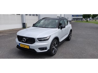 Volvo XC40 1.5 T5 Twin Engine R-Design Plug-in Hybrid 261 PK AUT | Lederen Bekleding | Apple Carplay/Android Auto | Navi | Keyless Start & Entry | WiFi | LED lampen