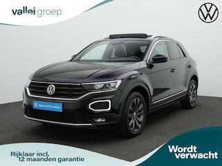 Volkswagen T-Roc 1.5 TSI 150 pk DSG Sport | Panoramadak | Trekhaak | Achteruitrijcamera | Adaptive Cruise | LED Plus koplampen