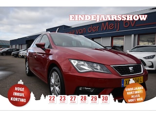 Seat Leon ST 1.6 TDI Style Business Intense , TREKHAAK ,  CLIMATR , CR CONTR , PDC V+A , NAVI ,