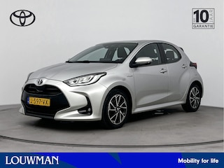 Toyota Yaris 1.5 Hybrid Dynamic | Navigatie | Keyless Entry/Start | Parkeercamera | 16" Lichtmetalen Velgen |