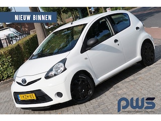 Toyota Aygo 1.0 VVT-i Now airco / apple carplay / apk 1-2026