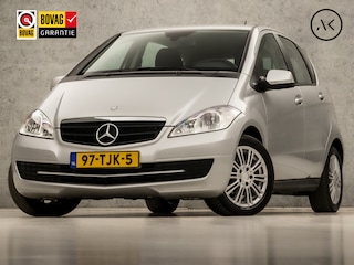 Mercedes-Benz A-klasse 160 Luxury (NAVIGATIE, CLIMATE, BLUETOOTH, NAP, LM VELGEN, SPORTSTOELEN, NIEUWE APK, NIEUWSTAAT)