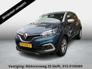 Renault Captur 0.9 TCe Limited . NAVI . PARKEERSENSOREN ACHTER . TREKHAAK .