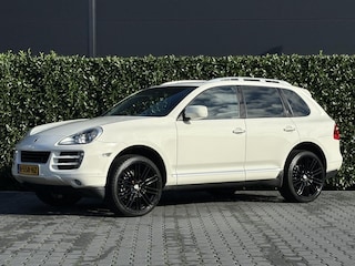 Porsche Cayenne 3.6, LEDER, CRUISE, NAVI, XENON, ECC-AIRCO, STOELVERWARMING, TREKHAAK, ELEKTRISCHE KOFFERKLEP, ELEKTRISCHE STOELEN, LICHTMETAAL 22"