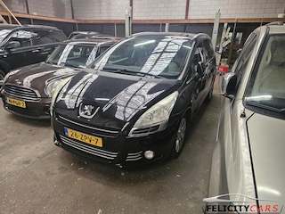 Peugeot 5008 1.6 THP Blue Lease Executive 7p.