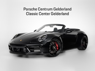 Porsche 911 Carrera 4 GTS Cabriolet