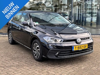 Volkswagen Polo 1.0 TSI Go | PARKEERSENSOREN V+A | DIGITAAL COCKPIT | CRUISE CONTROL | CARPLAY | LANE ASSIST | VERMOEIDHEIDSHERKENNING | INKLAPBARE SPIEGELS |