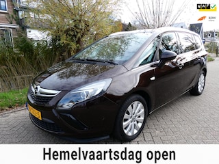 Opel Zafira Tourer 1.4i 140pk Automaat 2e eig. Clima Navi Trekhaak 1250kg.