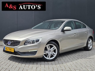 Volvo S60 1.5 T2 Kinetic Automaat Nap Navigatie Parkeersensoren